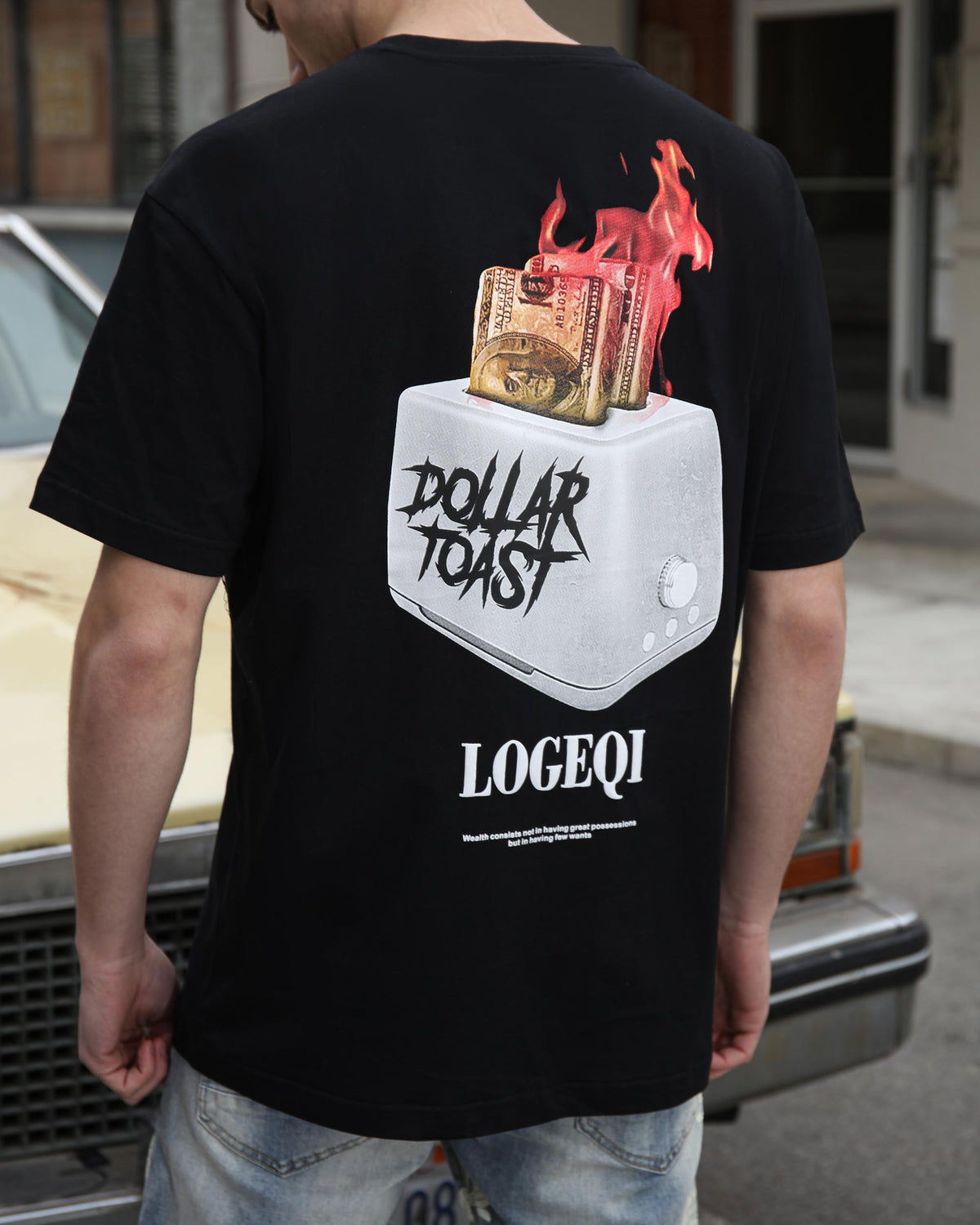 Camiseta gráfica con tostadora "Dollar Toast", dinero en llamas y LOGEQI