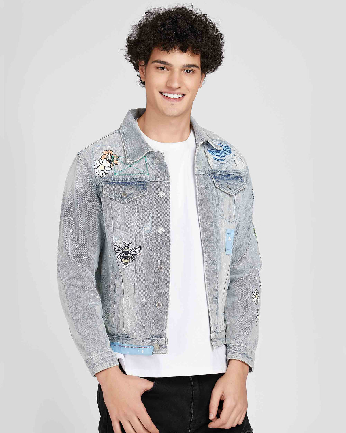 Casual and Versatile Blue Rip & Repair Denim Jacket