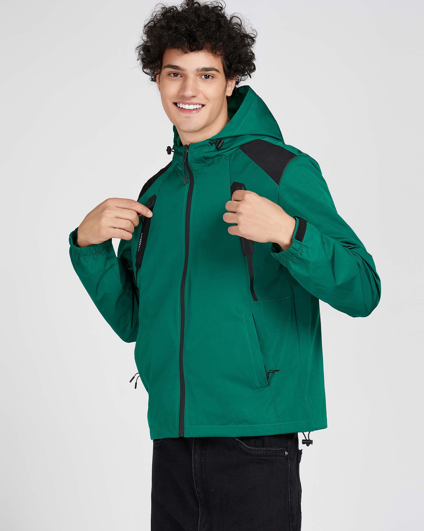 Chaqueta cortavientos resistente al agua