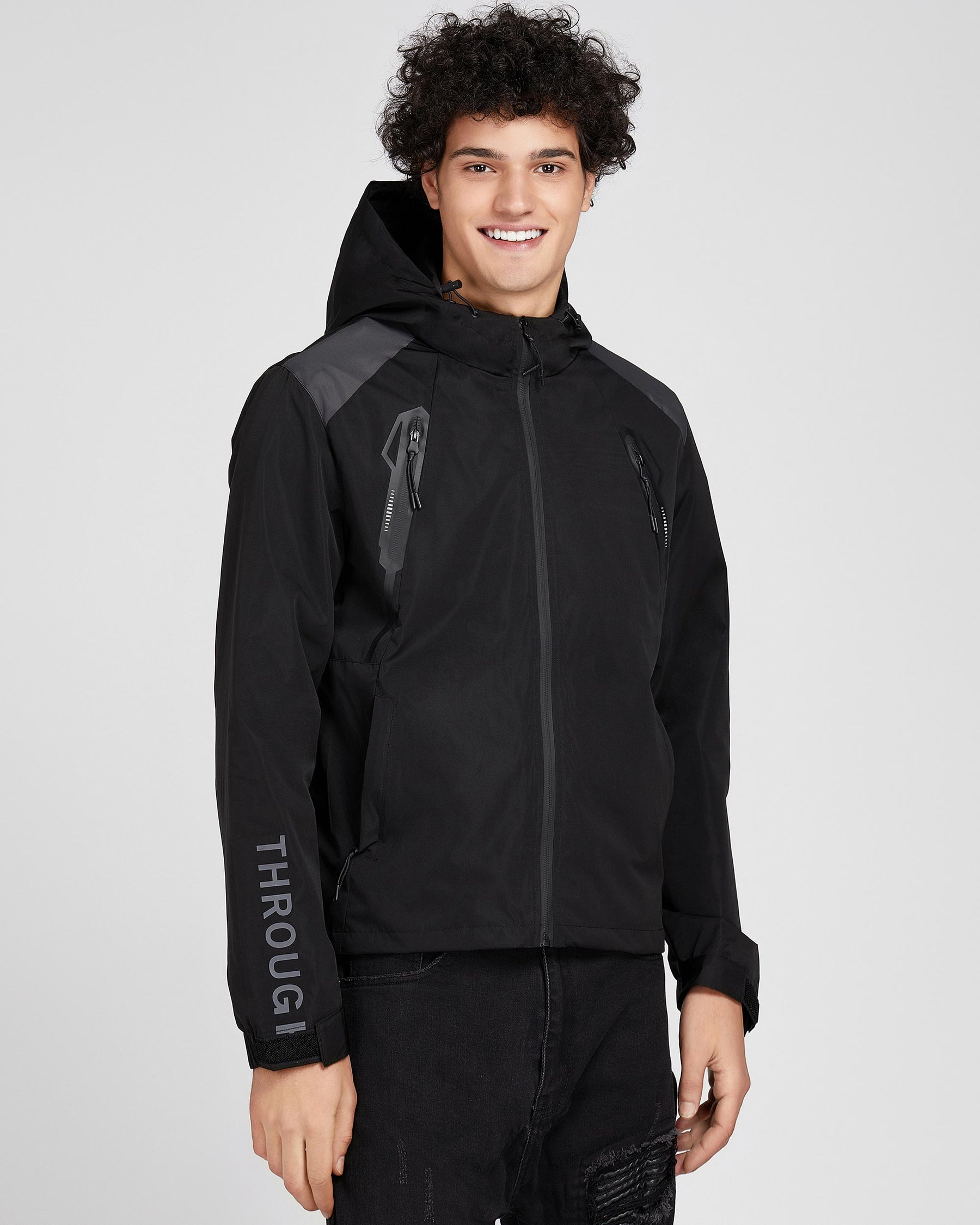 Chaqueta cortavientos resistente al agua