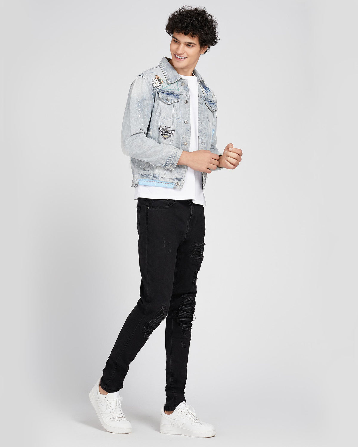 Casual and Versatile Blue Rip & Repair Denim Jacket