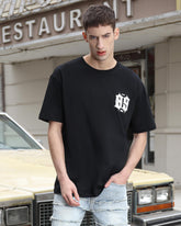 Camisetas blancas con gráficos de números y letras 89 de estilo gótico