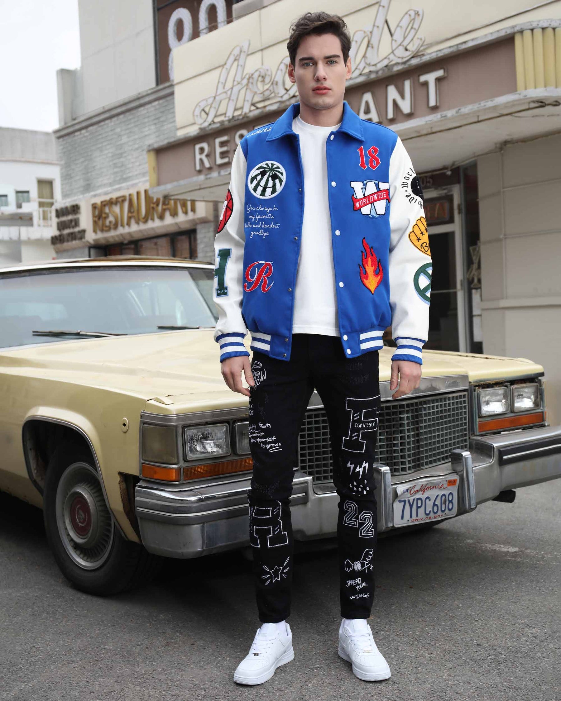 Jeans Slim-fit Negros con Bordado Urban Graffiti-Entrega local en México