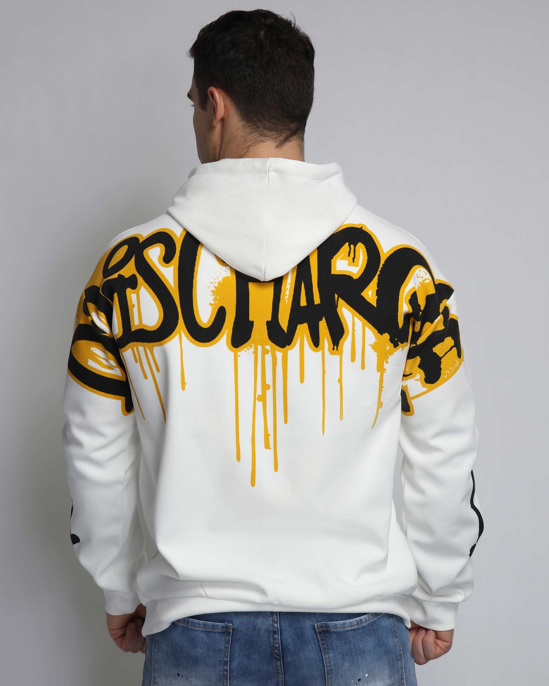 Sudadera con capucha y estampado desgastado