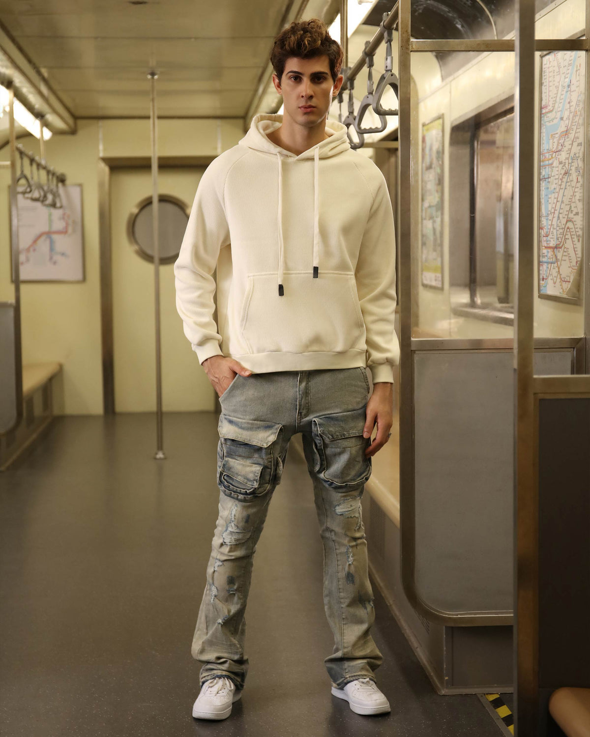 Jeans cargo desgastados de pierna recta con lavado claro - Entrega local en México