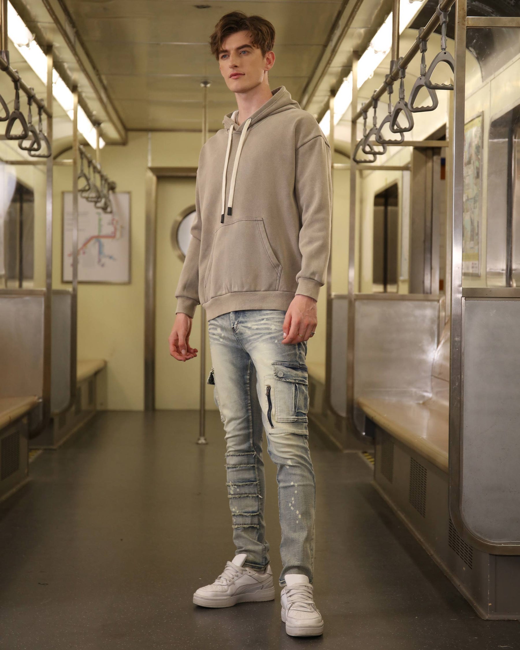 Logeqi Spray Painted Blue Cargo Jeans with Streetwear Edge