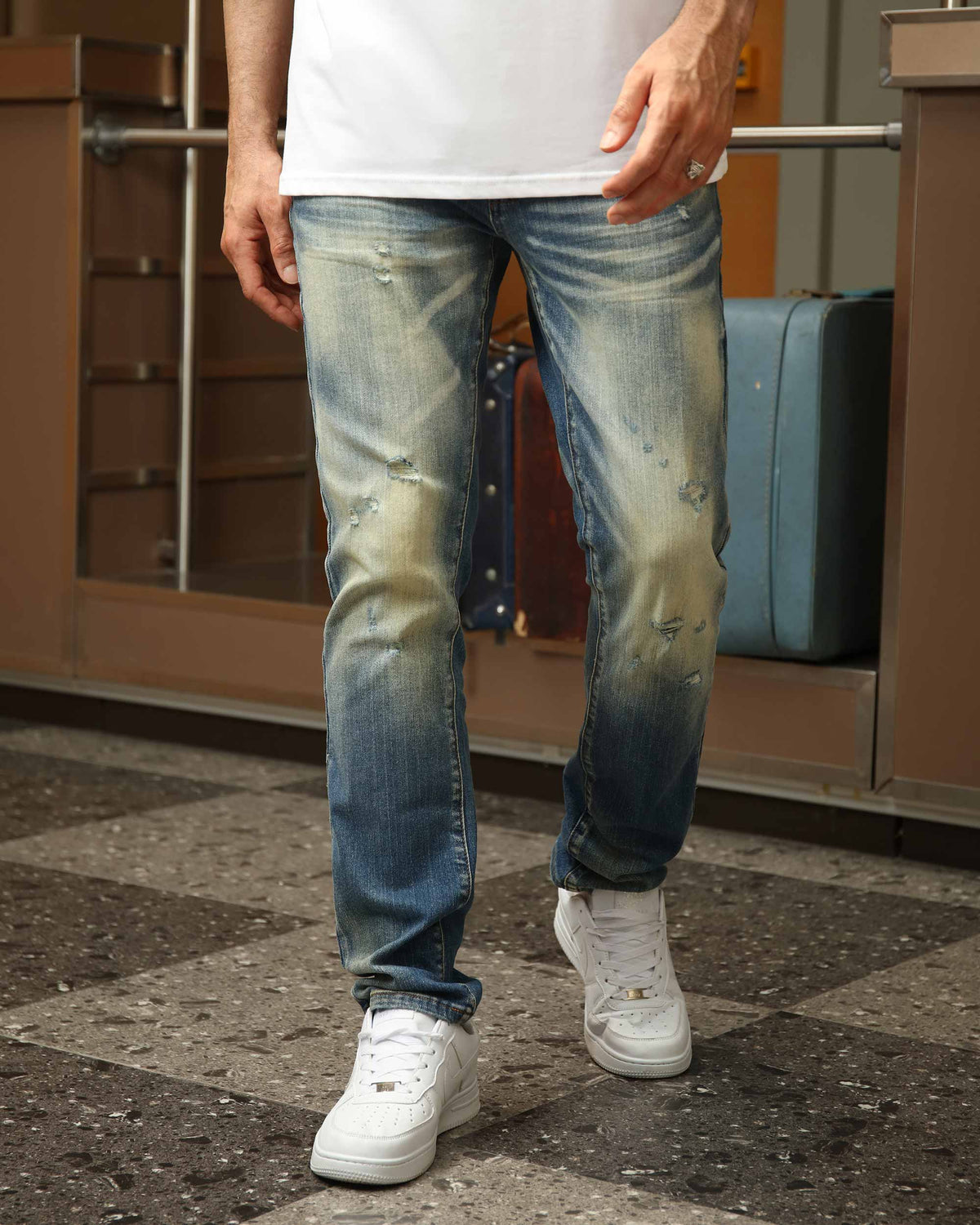 Vaqueros azules rectos, desgastados y con bigotes - Entrega local en México