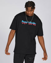 Camiseta gráfica 100 % algodón con calavera con corona, huesos cruzados y texto "Capn BArrMy"