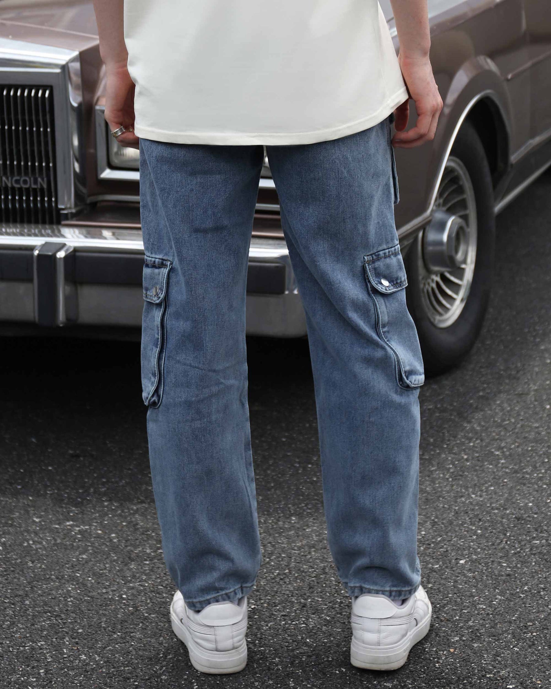 Logeqi Casual Chic Light Blue Baggy Jeans with Multiple Pockets