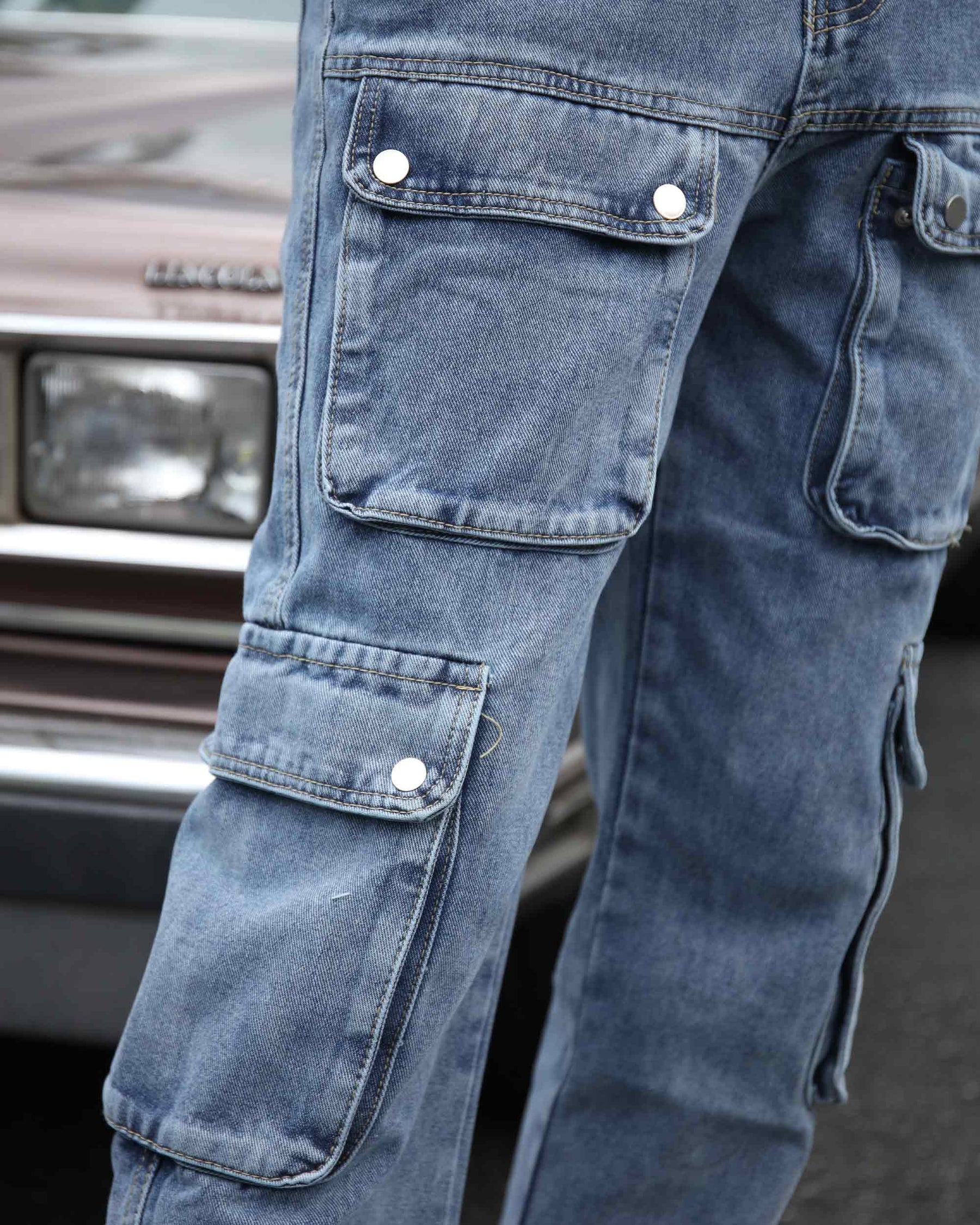 Logeqi Casual Chic Light Blue Baggy Jeans with Multiple Pockets