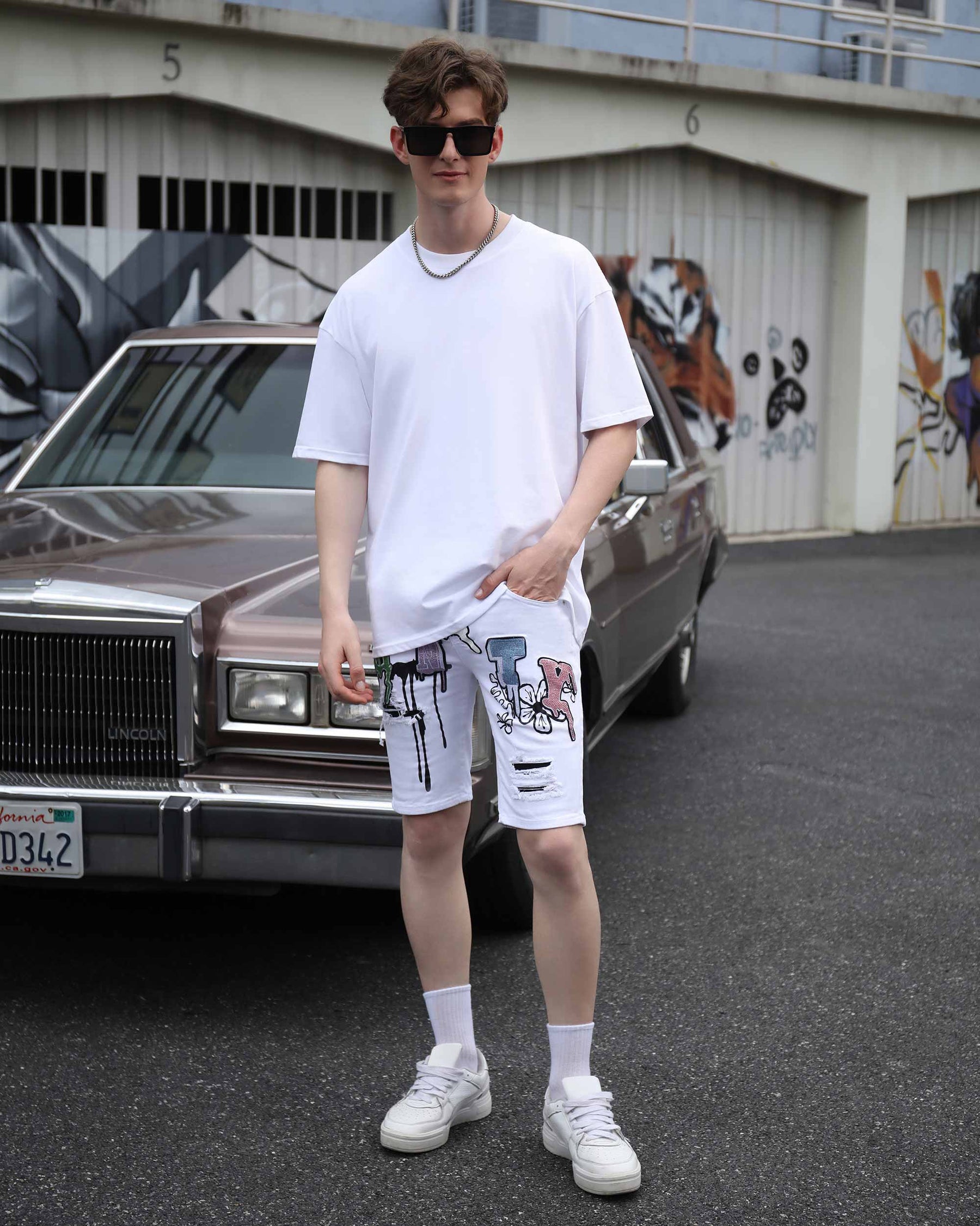 LOGEQI White Skinny Graffiti Ripped Jean Shorts with Floral Print & Embroidered Letters