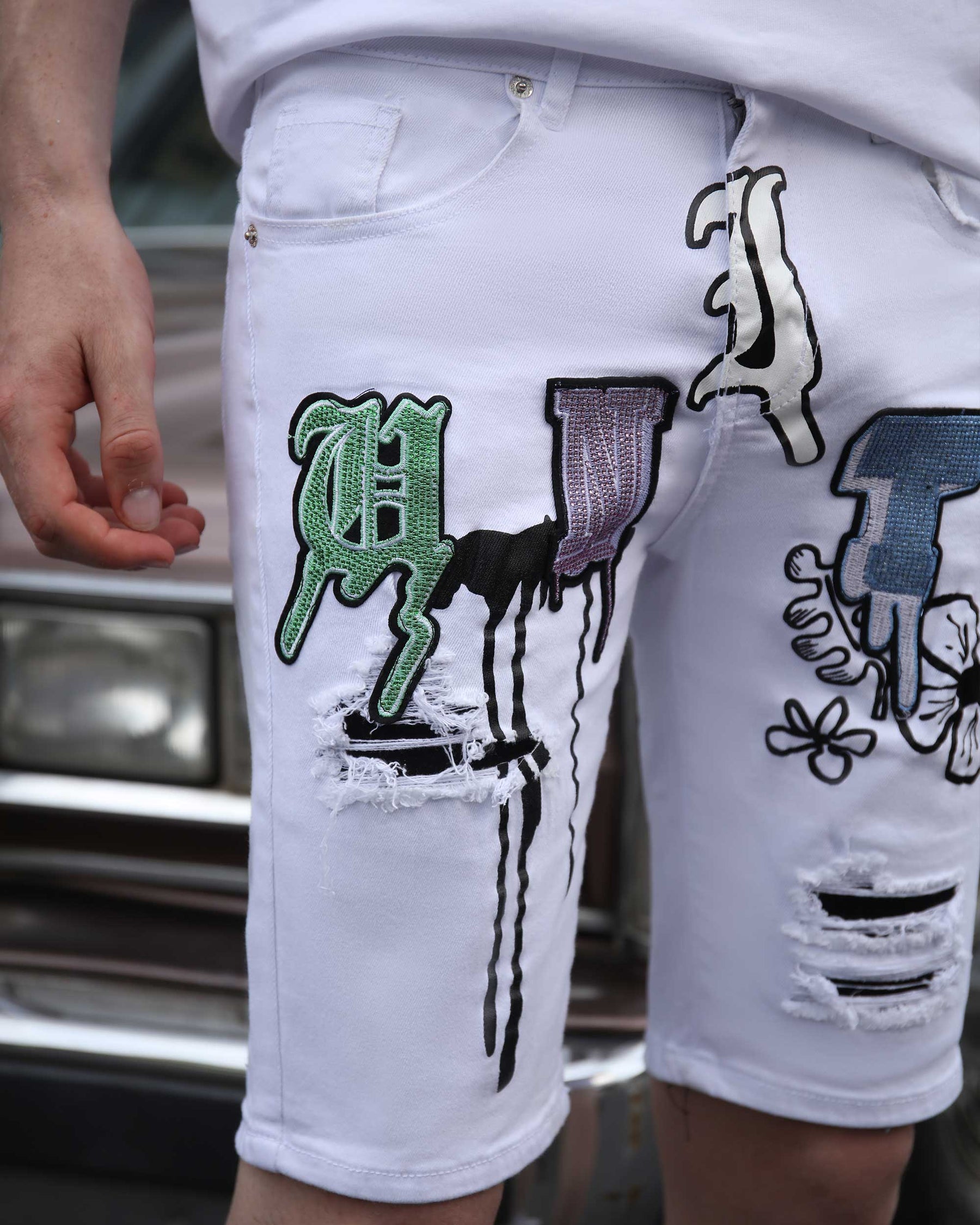 LOGEQI White Skinny Graffiti Ripped Jean Shorts with Floral Print & Embroidered Letters