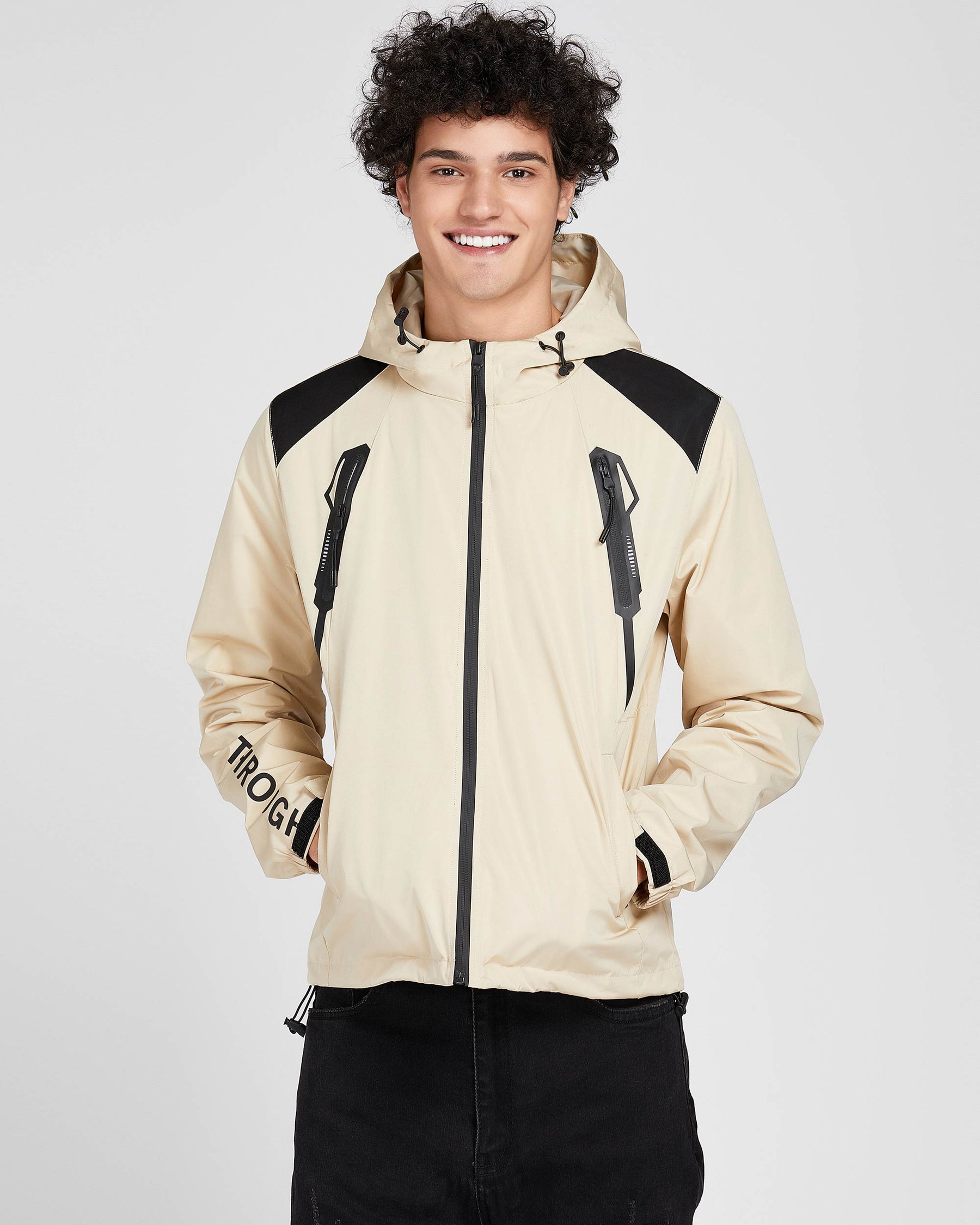 Chaqueta cortavientos resistente al agua