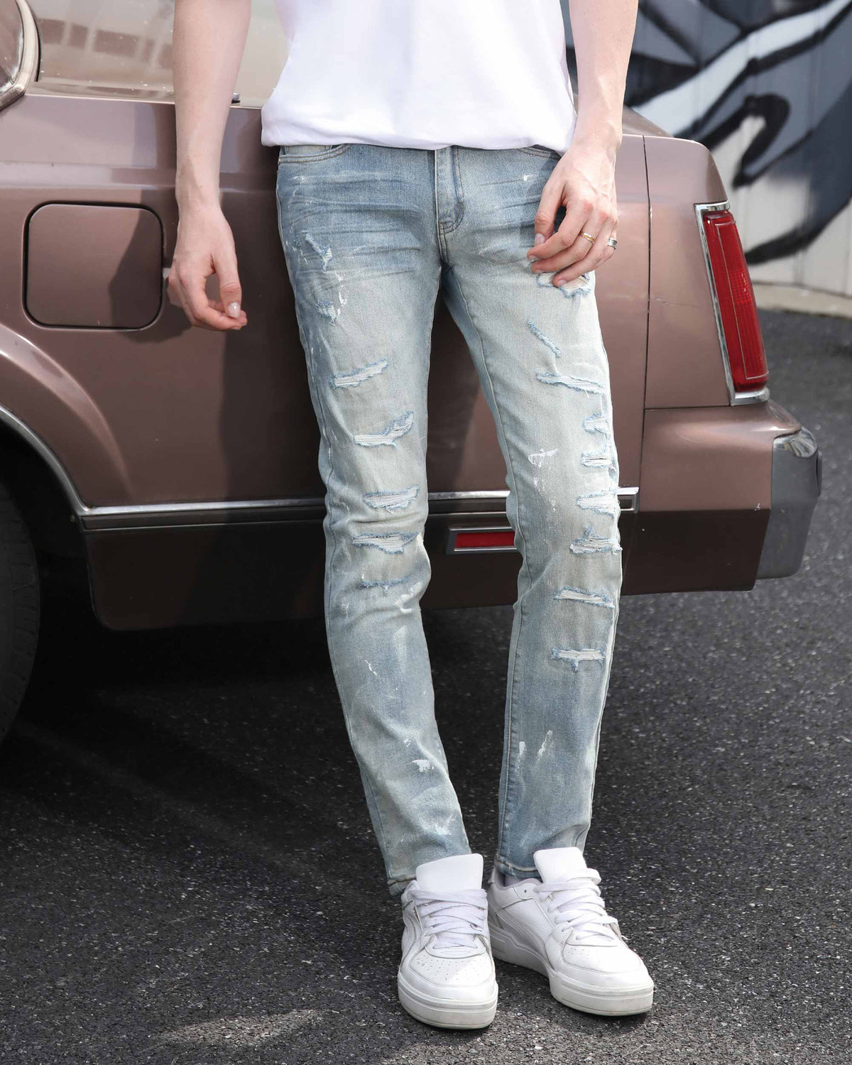Jeans desgastados, ajustados y rotos en azul - Entrega local en México