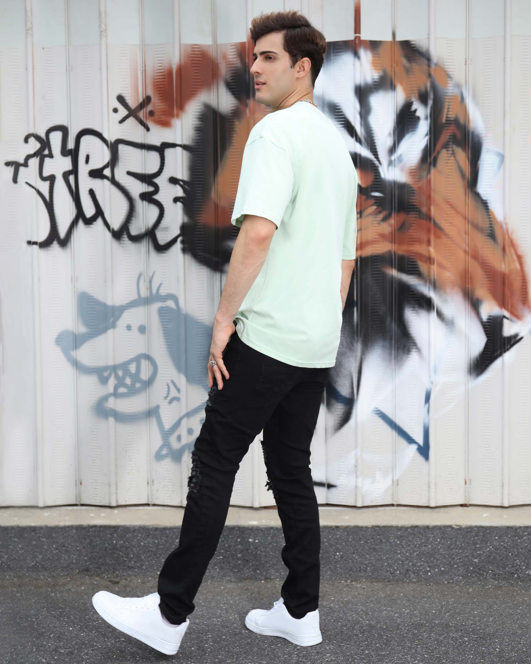 LOGEQI Casual Black ripped and repaired jeans