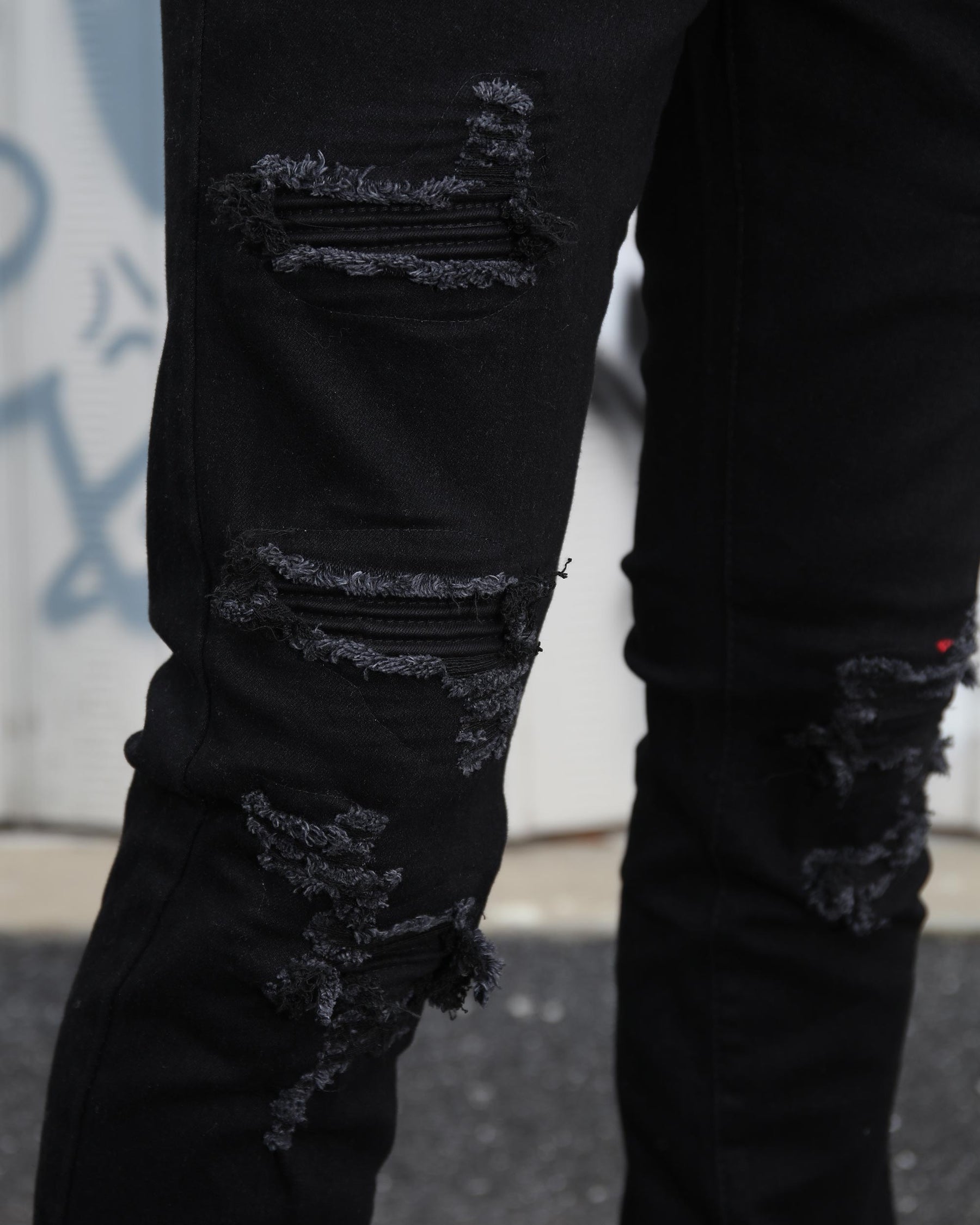 LOGEQI Casual Black ripped and repaired jeans