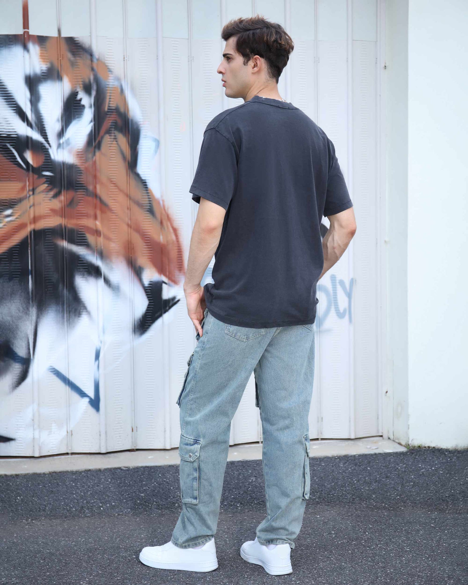 Logeqi Distressed Craftsmanship in Blue Baggy Jeans with Multiple Pockets