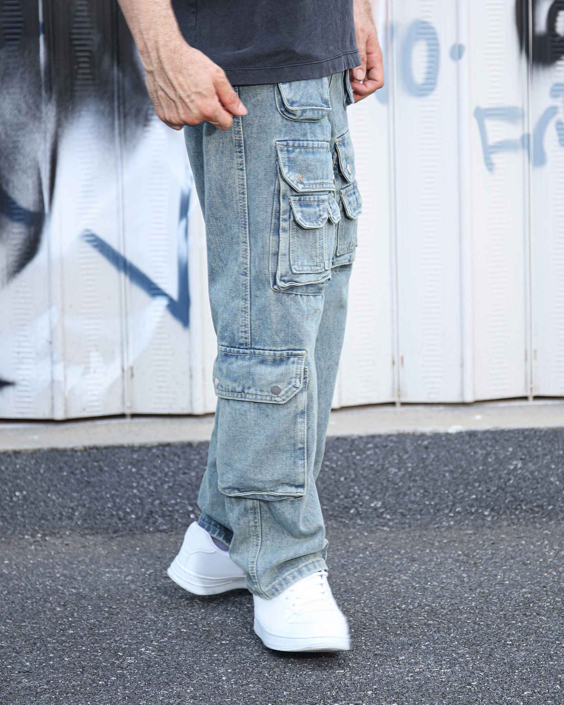 Logeqi Distressed Craftsmanship in Blue Baggy Jeans with Multiple Pockets