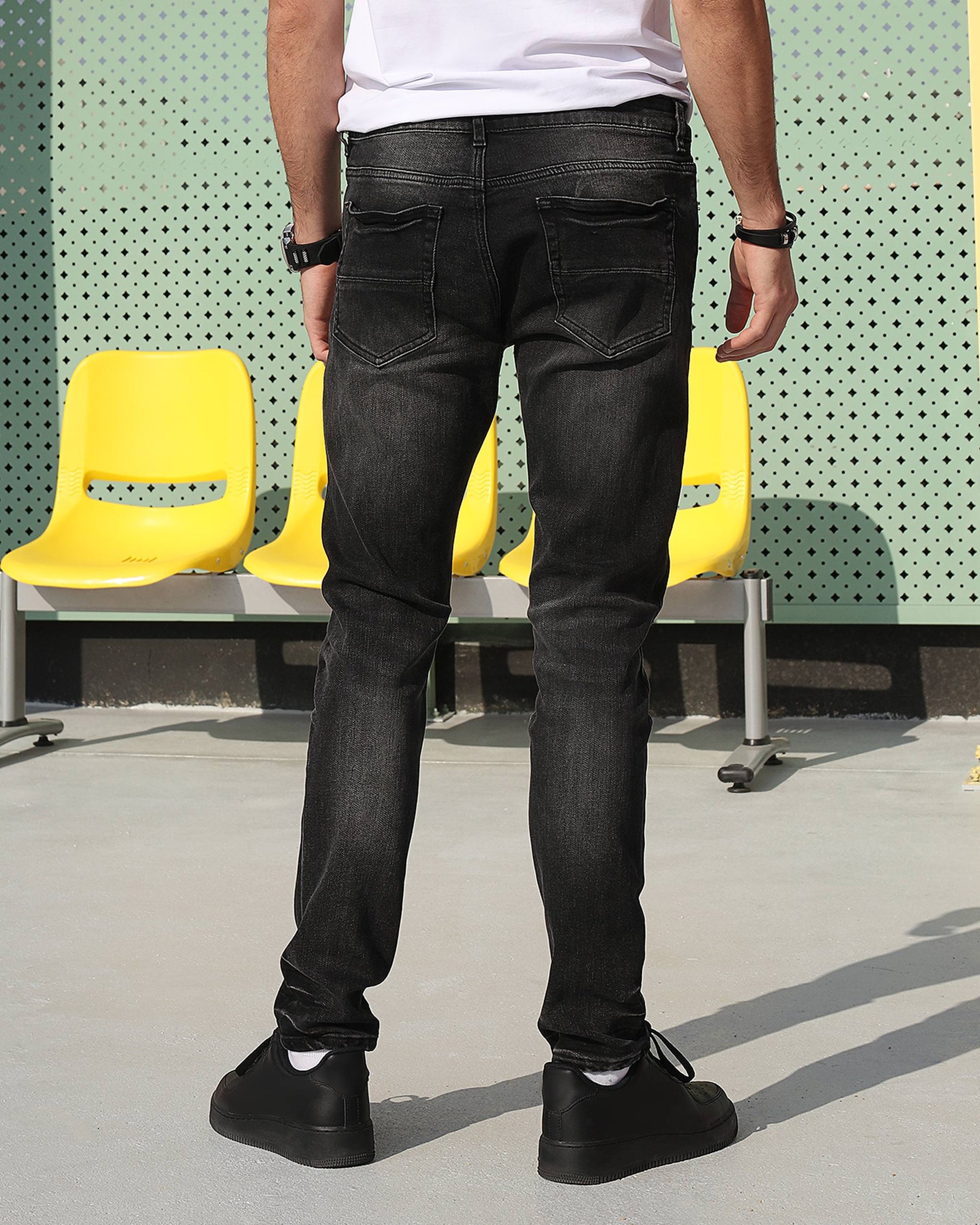 Streetwear Men’s Black Ripped & Distressed Skinny Patched Jeans