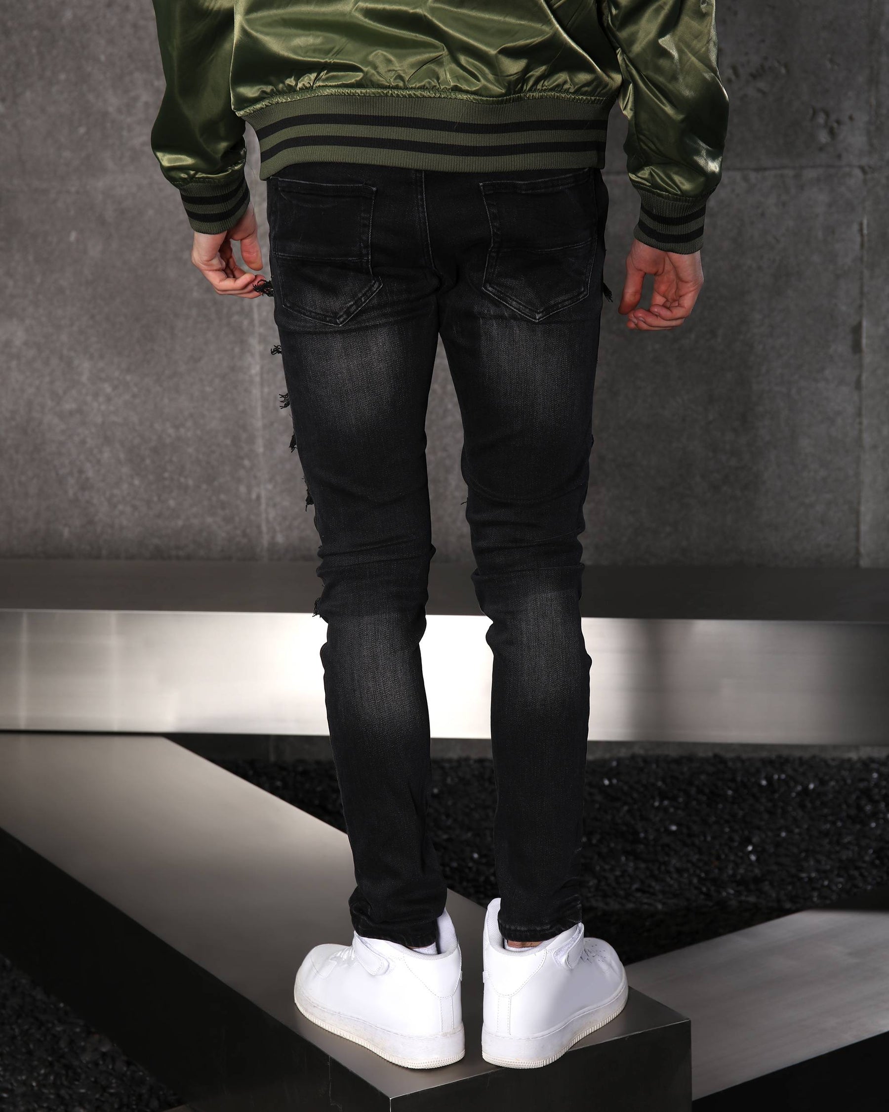 Streetwear Men’s Black Heavy Distressed & Ripped Skinny Jeans
