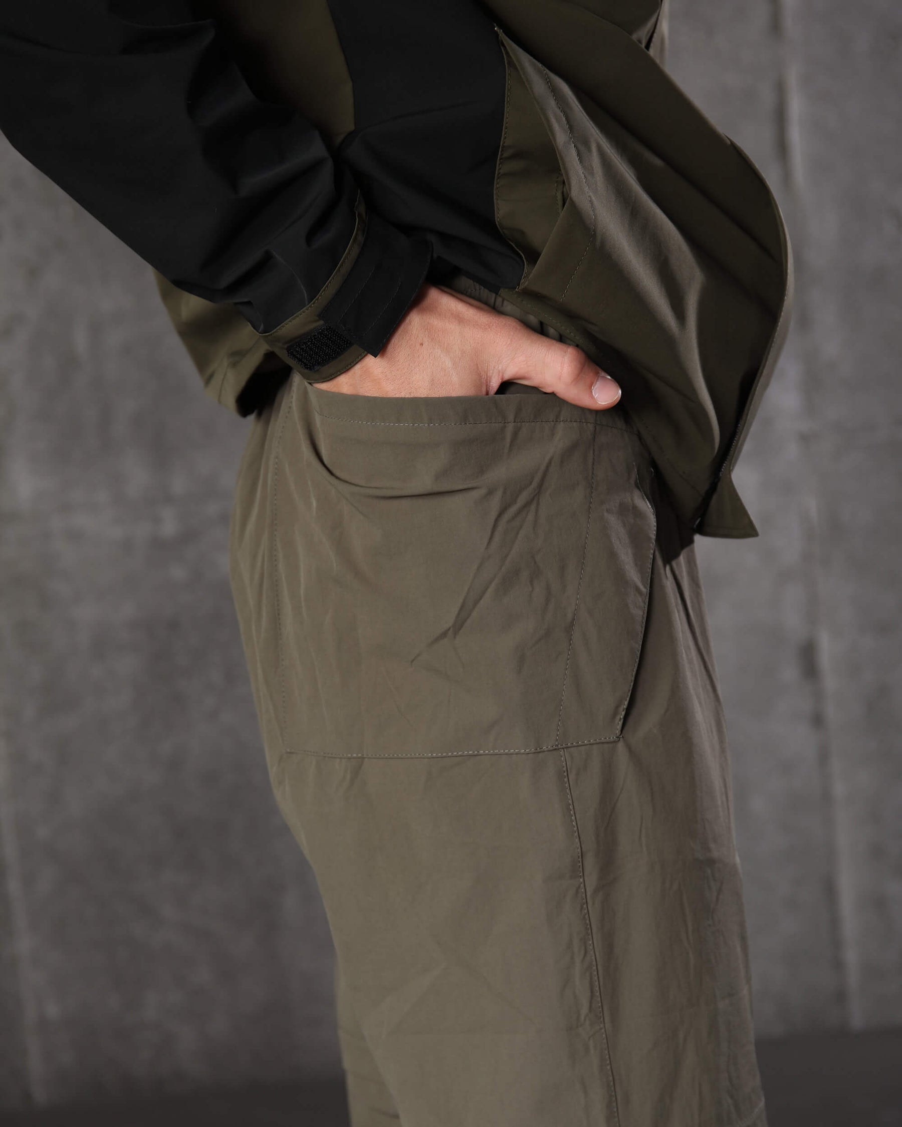 LOGEQI Convertible Wide Cargo Pants Loose Straight Fit