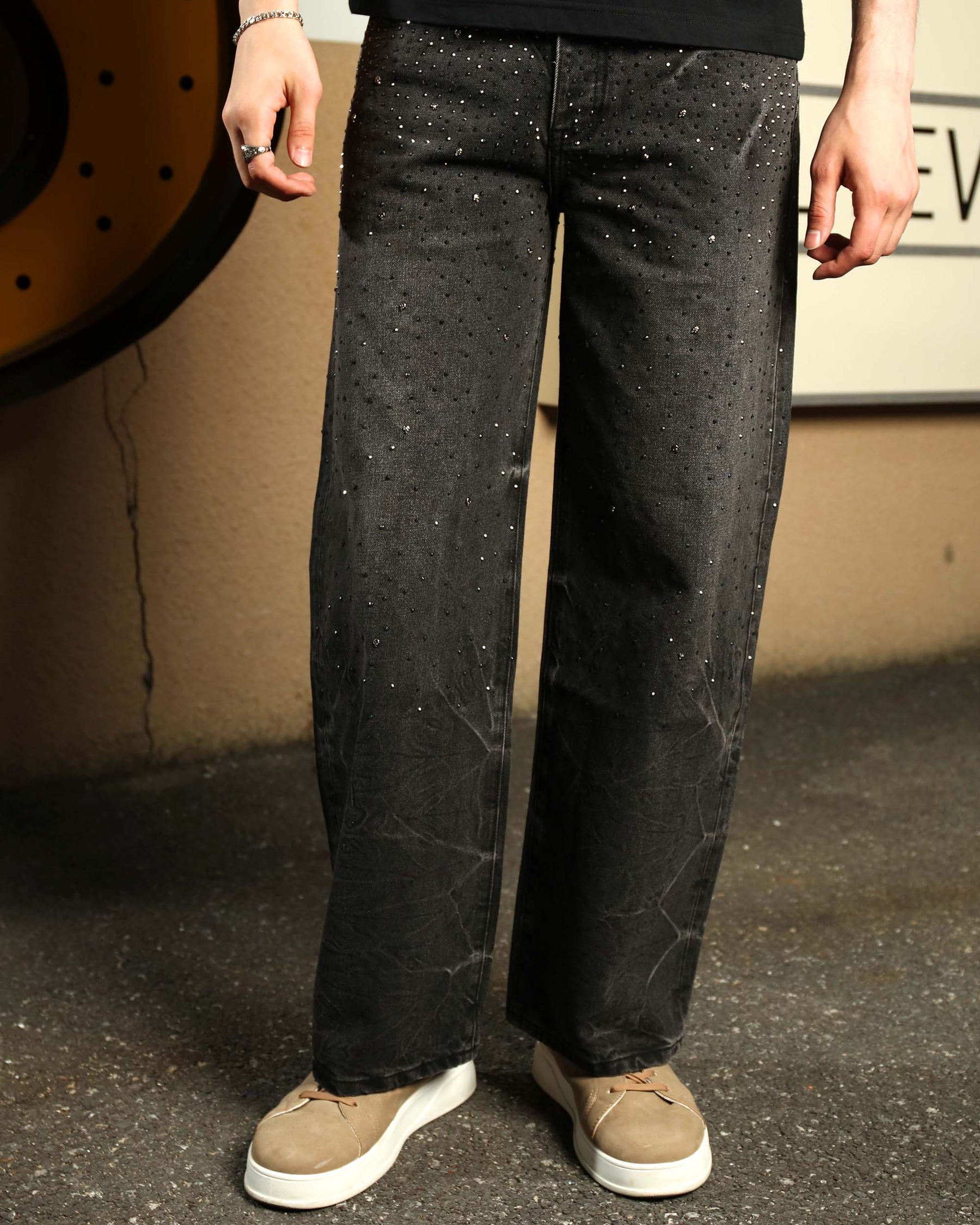 LOGEQI Men’s Black Rhinestone Wide Leg Jeans – Vintage Washed Loose Fit Denim Pants