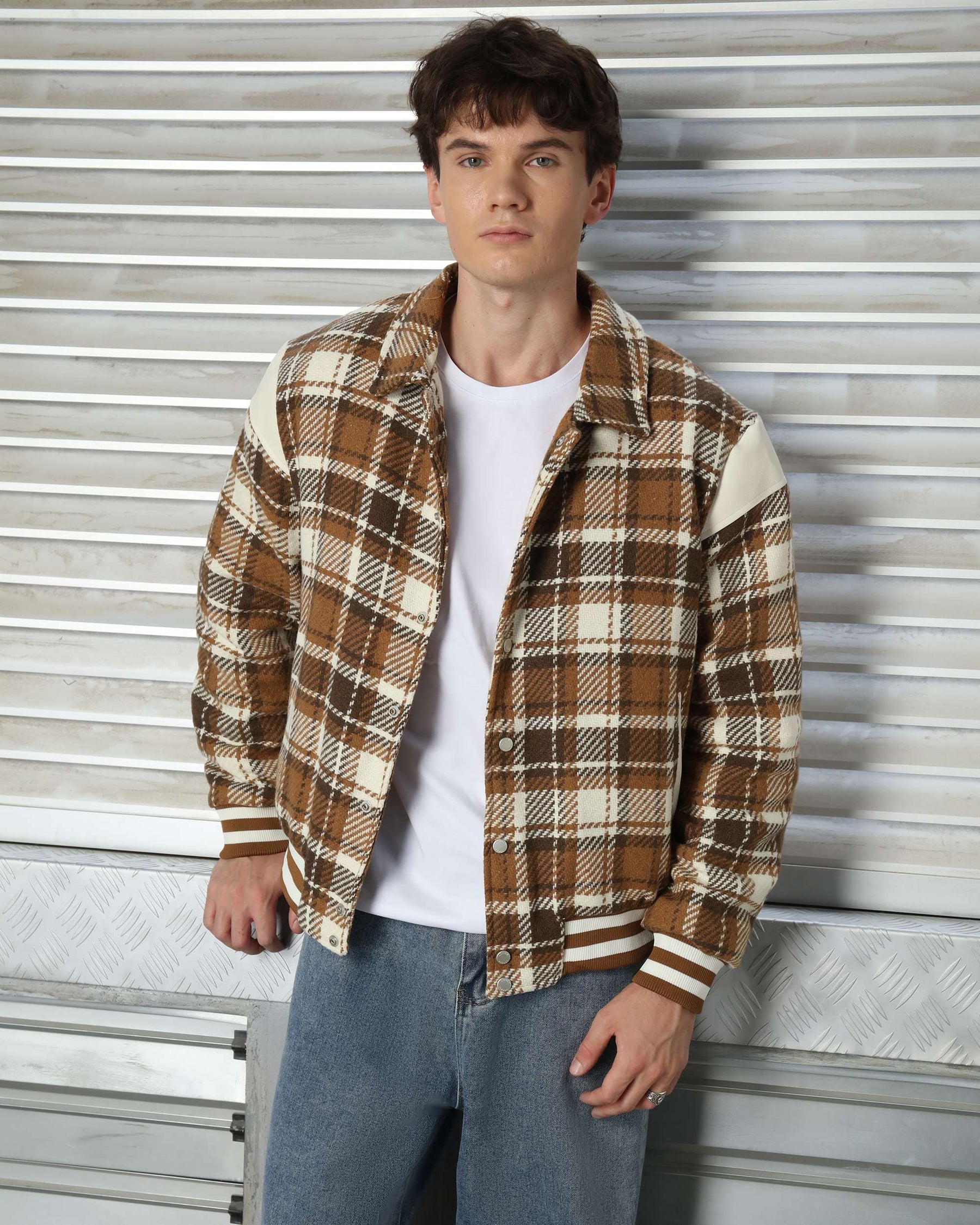 LOGEQI Men’s Plaid Varsity Jacket – Retro Checkered Bomber in Black & Khaki