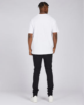 Camiseta con estampado gráfico llamativo 