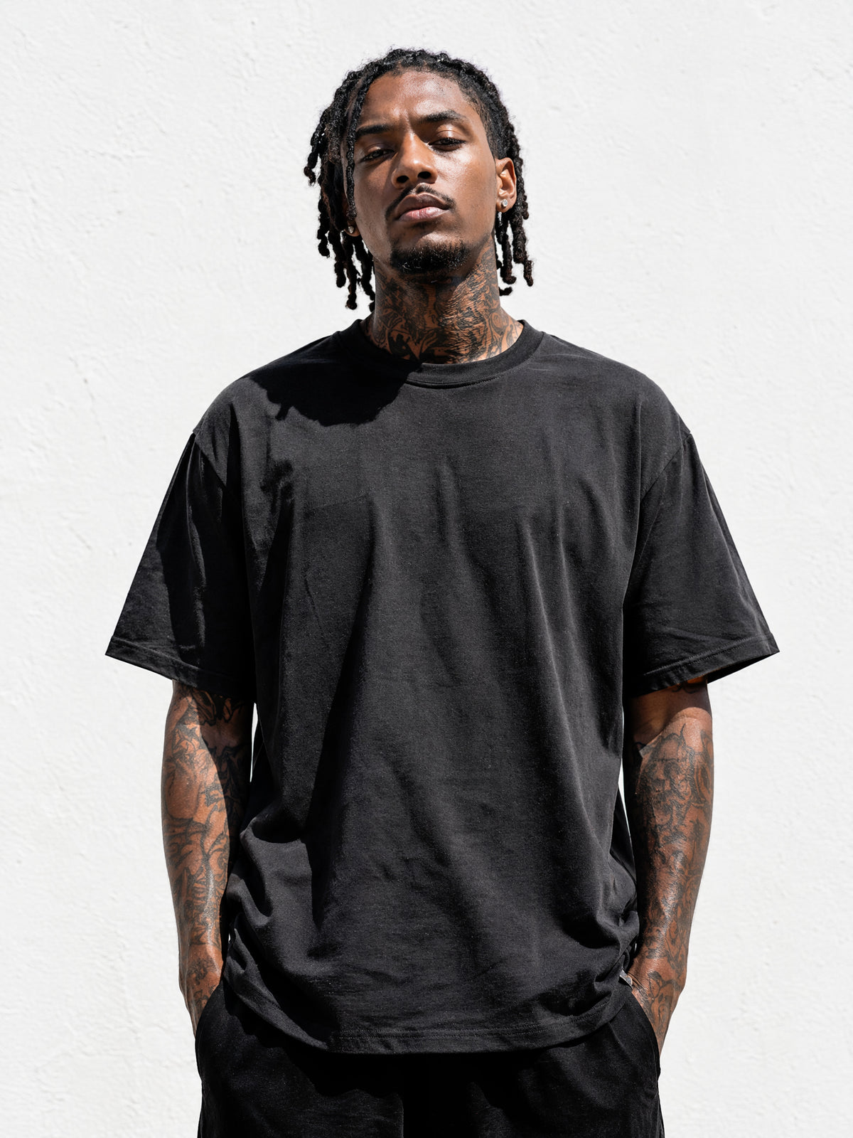 LOGEQI Men's Oversized T-Shirt 100% Cotton – No. 7 Loose Fit Basic Tee, Black & White, Wholesale Pack of 10