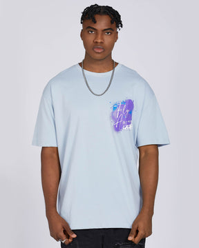 Camiseta con estampado gráfico de estilo moderno 