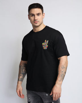 Camiseta con estampado llamativo de tipografía atrevida