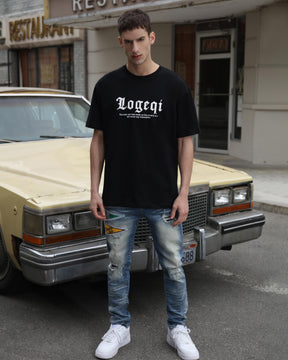 Camiseta con estampado de logo moderno 