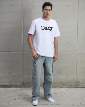Camiseta con estampado de logo desgastado 