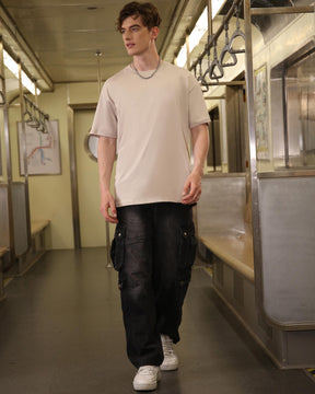 Logeqi Essential Baggy Jeans: Black with Multiple Side Pockets