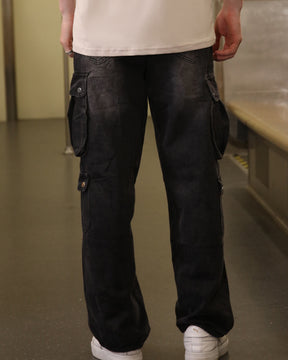 Logeqi Essential Baggy Jeans: Black with Multiple Side Pockets