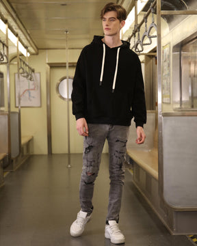 LOGEQI Gray Ripped Jeans with Graffiti-Inspired Style