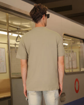 Camiseta con estampado gráfico Retro Vibe-Entrega local en México 