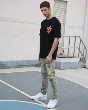 Graffiti & Graphics Slim-Fit Ripped Blue Light Wash Jeans for Streetwear