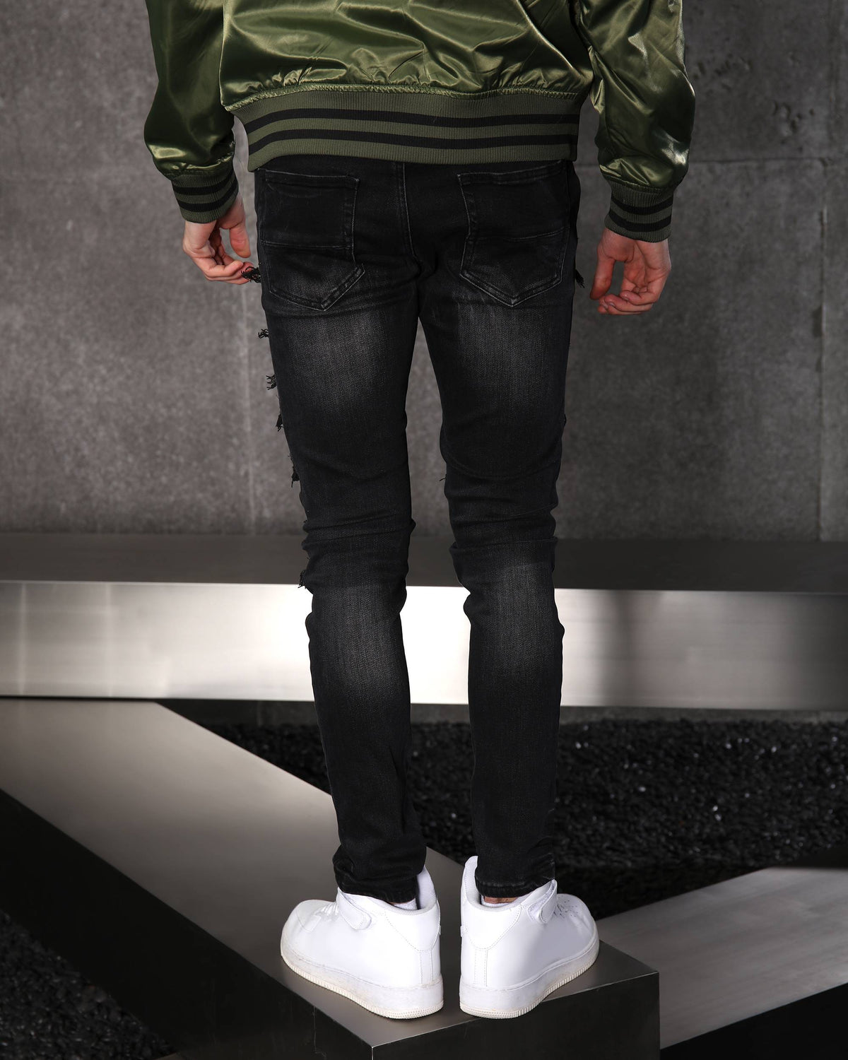 Streetwear Men’s Black Heavy Distressed & Ripped Skinny Jeans
