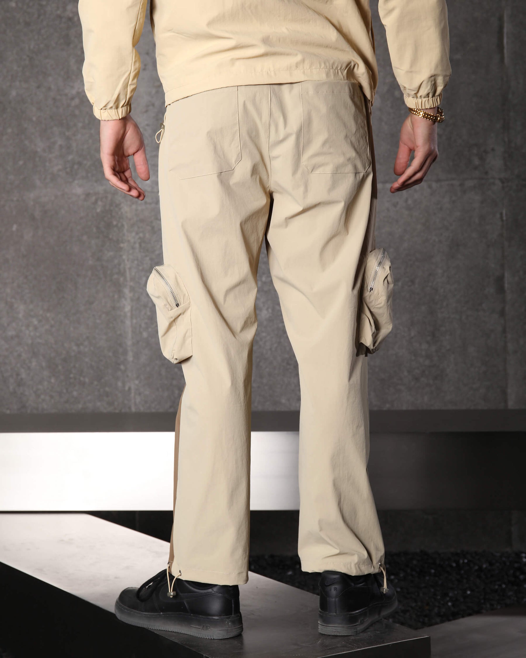 LOGEQI Men's Color-Block Utility Jogger Pants